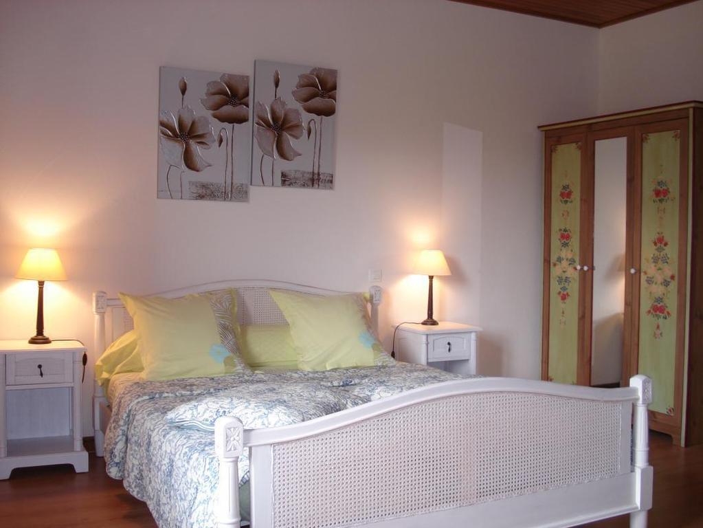 Chambre D'Hotes La Haie Fleurie Chevillard Rom bilde